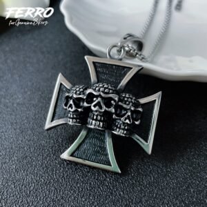 COLAR THREE SKULL